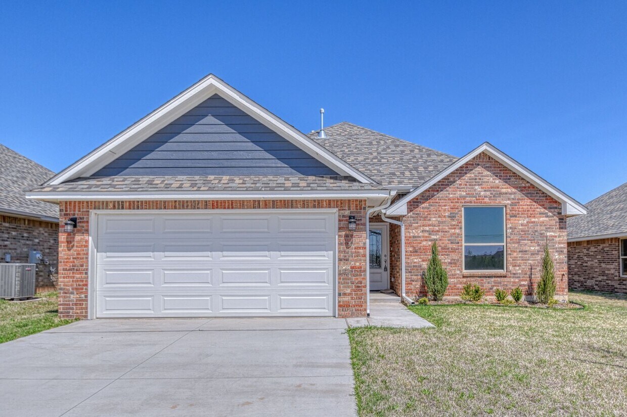 Brand New Construction in Savannah Estates! - Brand New Construction in Savannah Estates!