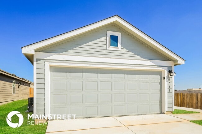 Photo - 8511 Bunting Pl