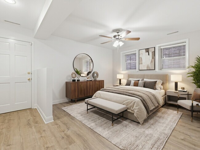 Photo - 3327 N Kenmore Ave