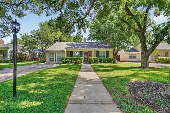 Photo - 6312 Malvey Ave