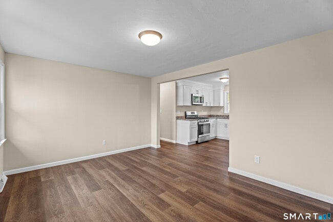 Photo - 194 South End Rd