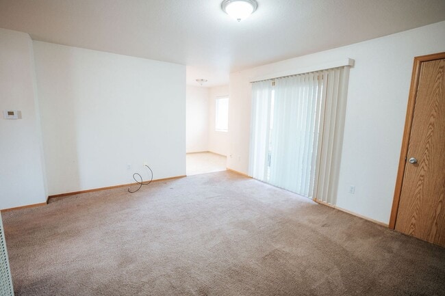 Photo - 688 Summer St Unit #4