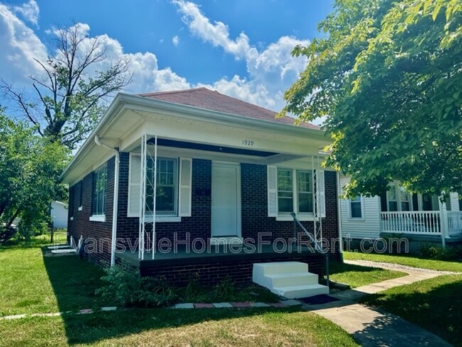 Photo - 1929 E Mulberry St House