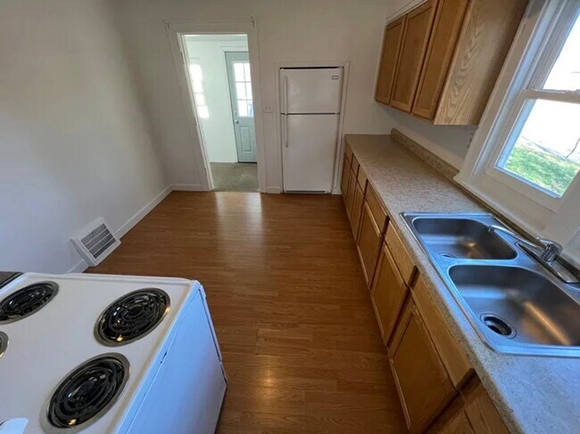 240 Adrian St