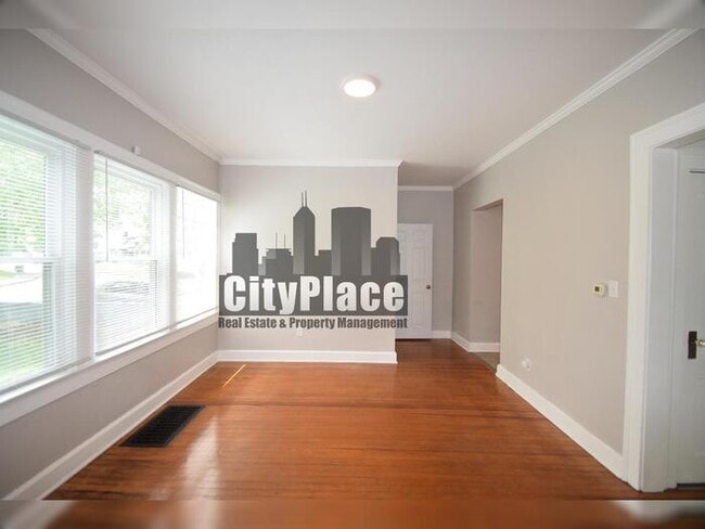 Photo - 3259 Carrollton Ave