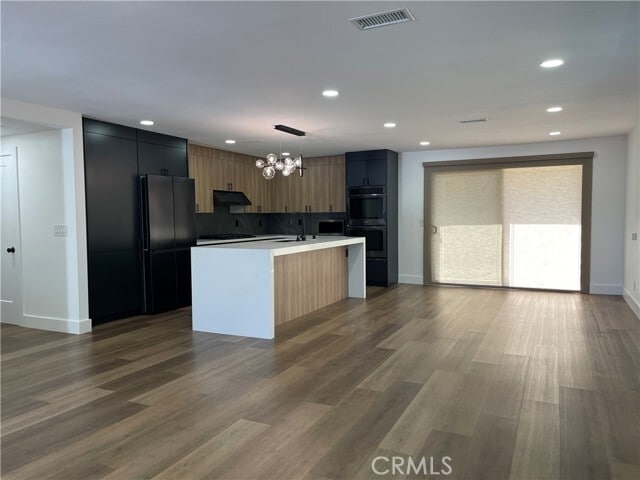 Photo - 737 Paseo Pl