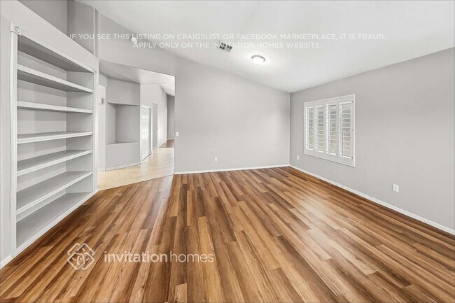 7546 W Jenan Dr