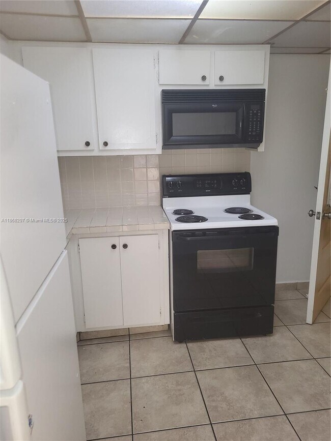 Photo - 1175 Normandy Dr Unit 2D