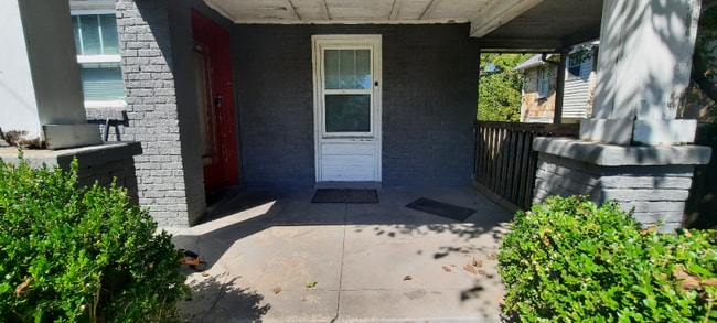 Photo - 636 Benton Ave
