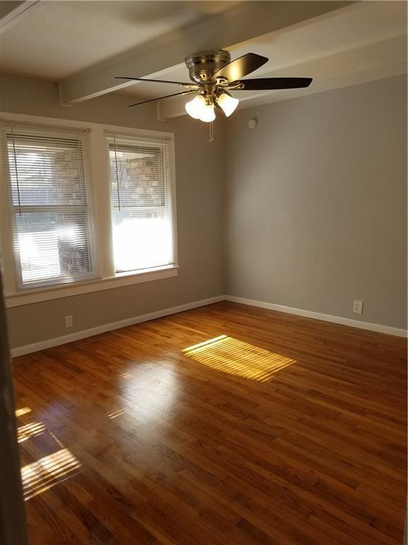 Photo - 4500 Avenue D