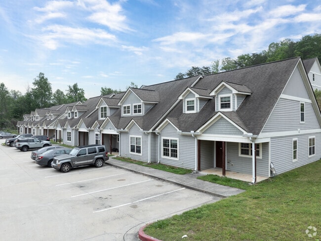 Building Photo - University Heights Rental