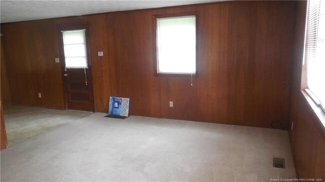 Photo - 826 Ridge Rd