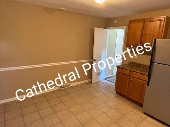 Photo - Charming Single Family House