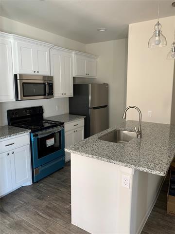 Photo - 2409 N Hickory St