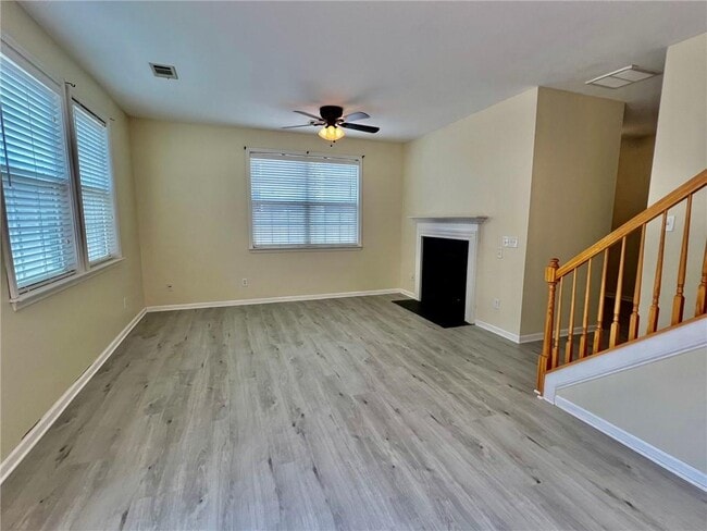 Photo - 247 Hiawassee Dr