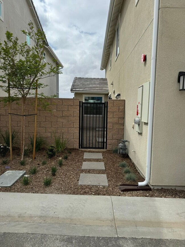 Photo - MOVE IN! Brand New House in the Etiwanda School District- Self Tour