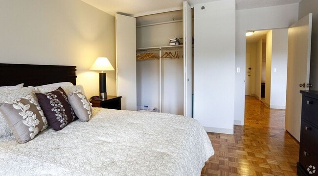 Photo - 1570 Tremont St Unidad 207