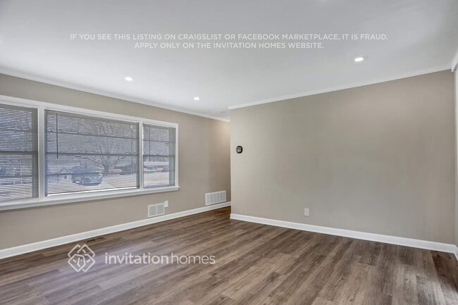 Photo - 3782 Greenhill Dr