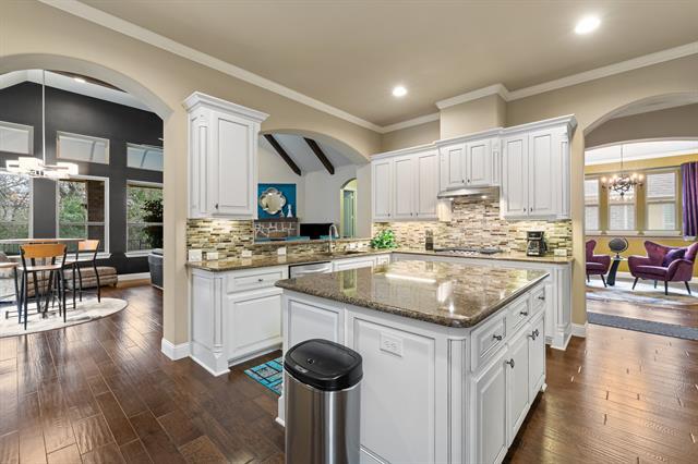 Photo - 4711 Taylor Ln