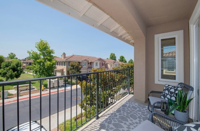 Photo - Homes Management - 2 Bed, 2 Bath Townhouse...