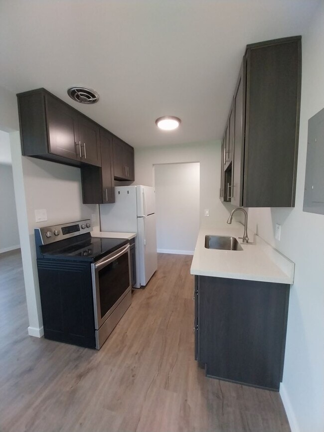 Photo - XJ050291K Unit 302