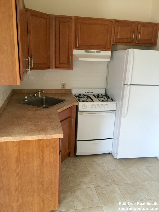 Photo - 21 Brighton Ave Unidad 3