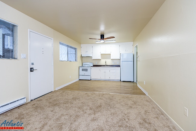 Photo - 555 S 10th St Unidad 1