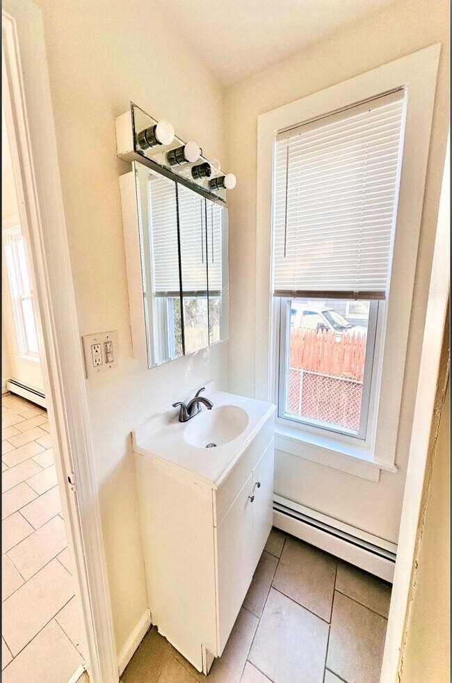 175 Amherst St Unit #1