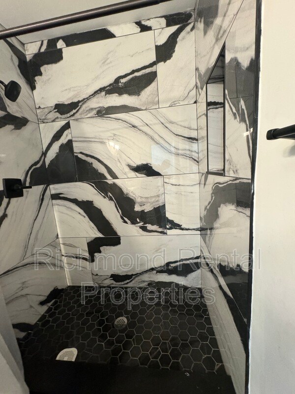 Photo - 2241 Kingsbrook Dr