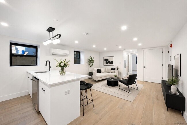 166 Hancock Ave Unidad G03