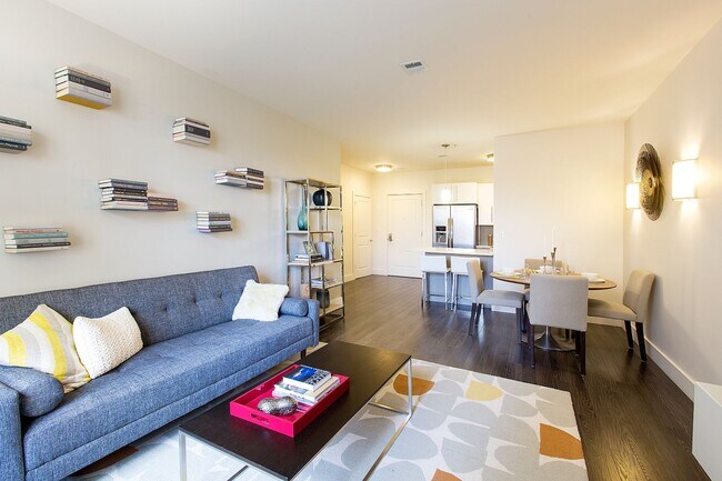 Photo - Gatehouse 75