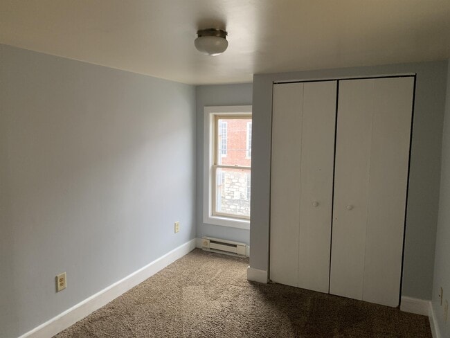 Photo - 320 W Stephen St