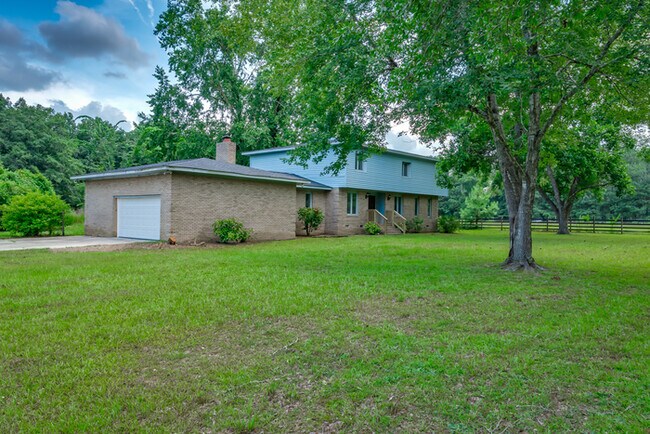 Photo - 400 Derby Ln
