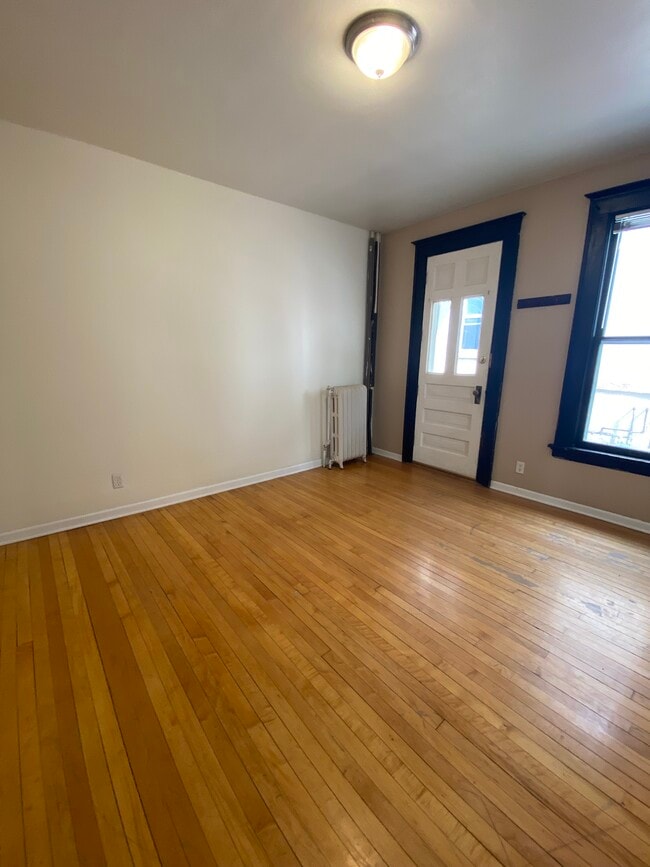 Photo - 24 N Butler St Unit #2