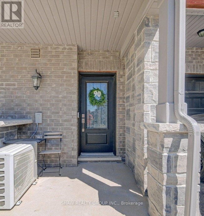 Photo - 10 Birmingham Dr