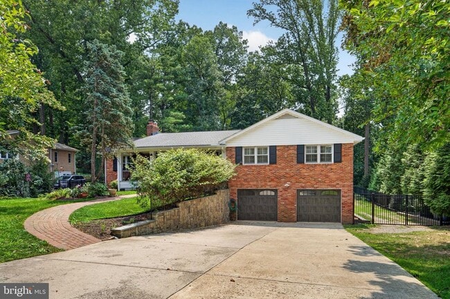 Photo - 6443 Walters Woods Dr