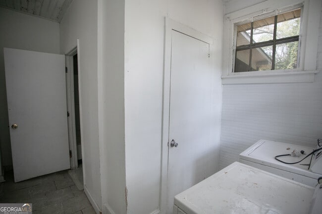 Photo - 402 Boulevard St