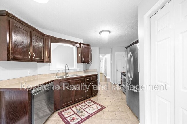 1405 Mutual Dr
