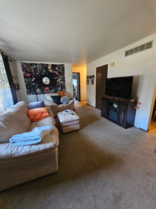 Photo - 1405 Pine Cone Rd