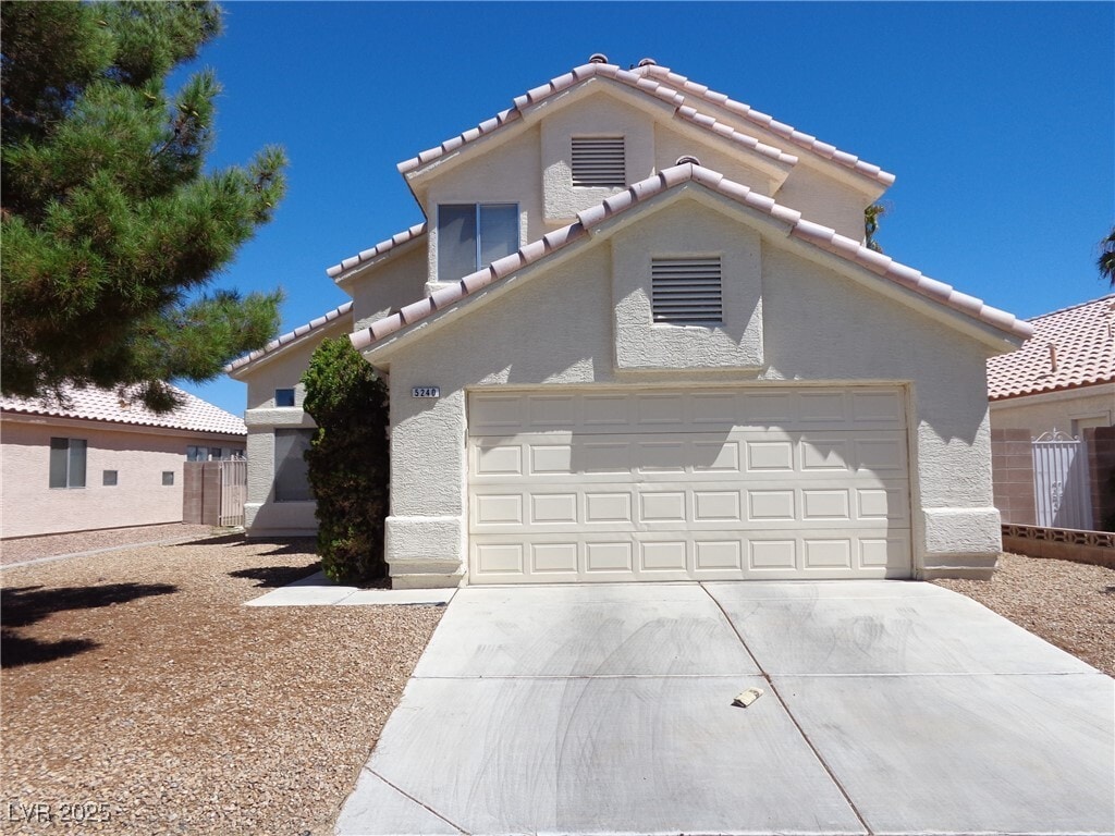 Photo - 5240 Del Lago Dr House