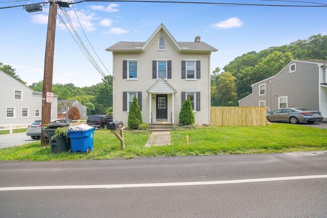 661 Downingtown Pike Unit B