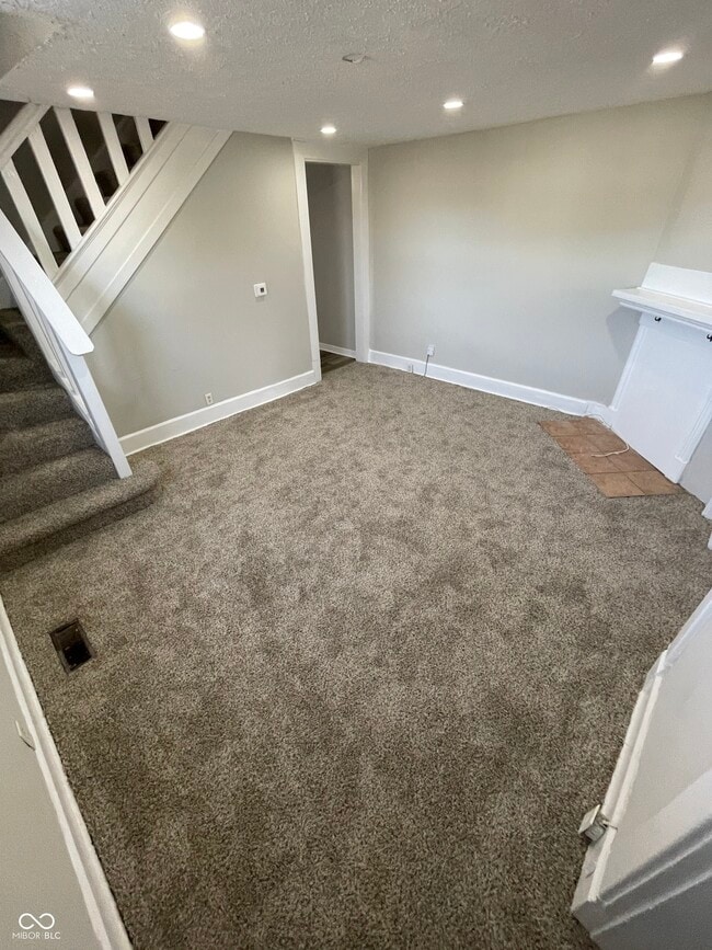 Photo - 37 N Randolph St