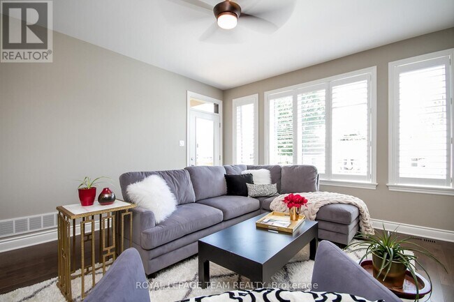 Photo - 1233 Potter Dr