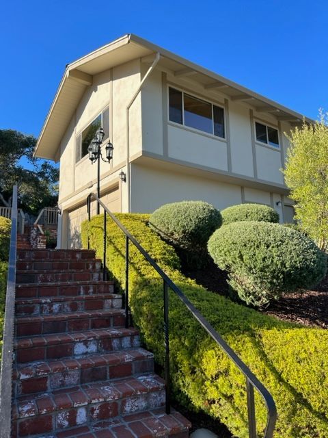 Photo - 740 Woodcrest Ln