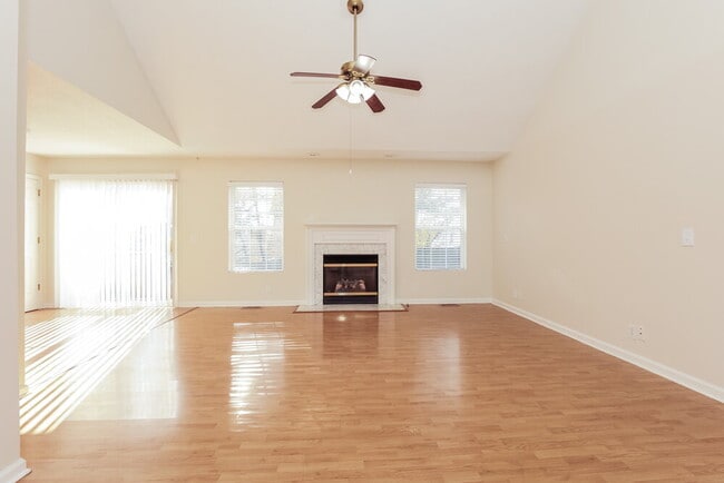 Photo - 2313 Leighton Way