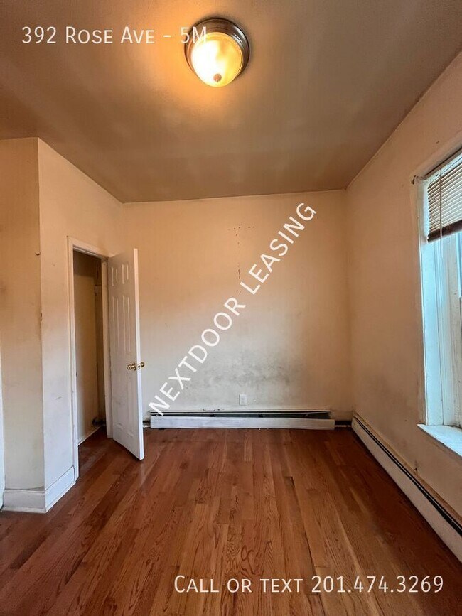 Photo - 392 Rose Ave Unit 5M