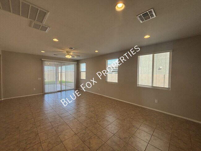 10140 S Rolling Water Dr