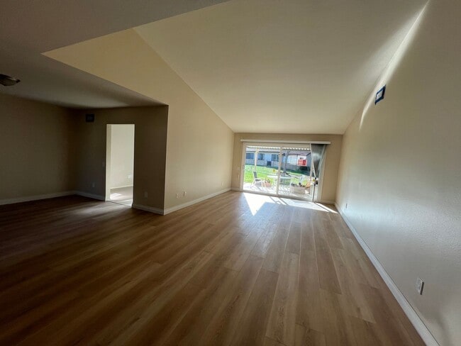 Photo - The Popular Freestanding El Dorado in Leisure Village