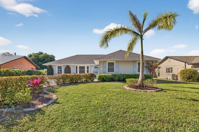 Photo - 341 11th Ave