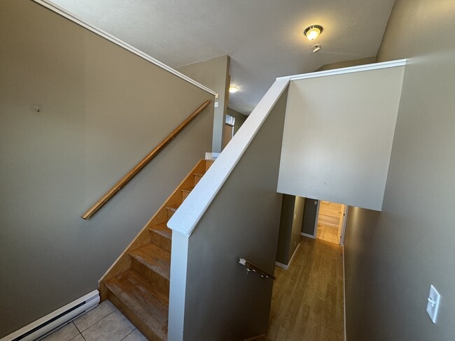 Photo - 110 Lonsdale Dr